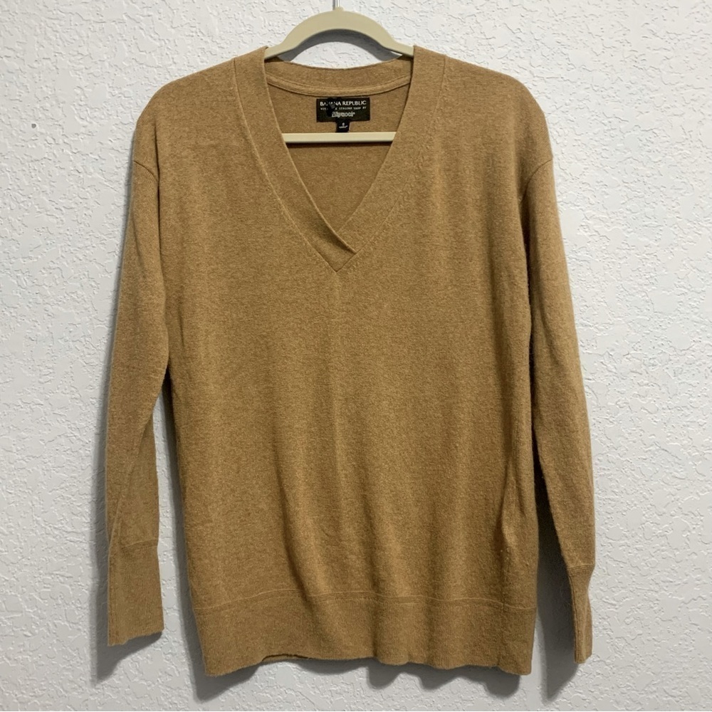 Banana Republic Filpucci Relax Vee Merino Wool Cashmere  Pullover Sweater